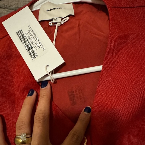 Reformation Red Sleeveless Buttoned Blouse - Picture 6 of 9